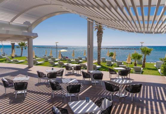 Radisson Beach Resort Larnaca Larnaca Cipru