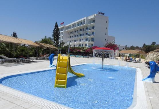 Corfu Hotel Ayia Napa Cipru