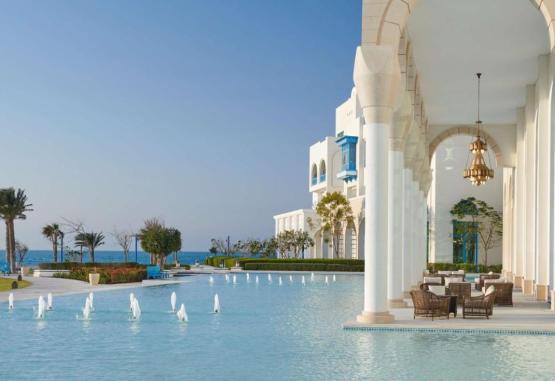 Hilton Salwa Beach Resort and Villas 5* Qatar Qatar