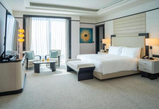 Waldorf Astoria Doha West Bay 5* Doha Qatar