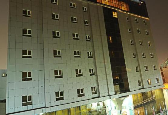 Corp Executive Hotel Doha Suites 4* Doha Qatar