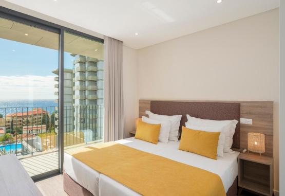 Monumental Plaza by Petit Hotels Madeira Portugalia