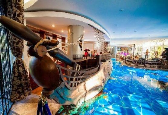 Hotel Bicaz - Pirates Resort Mamaia Romania