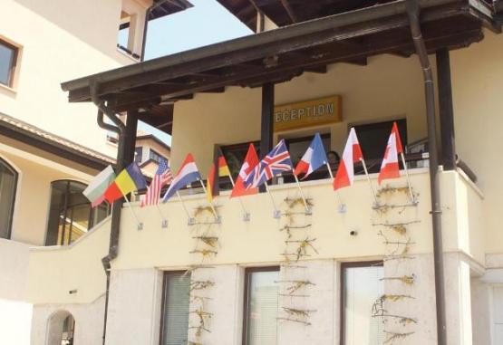 ASTI ARTHOTEL  SINEMORETS 