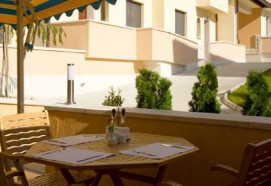 ASTI ARTHOTEL  SINEMORETS 