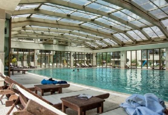 LONG BEACH RESORT SHKORPILOVCI 