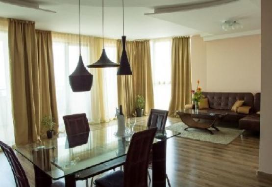 LONG BEACH RESORT SHKORPILOVCI 