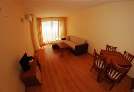 MACON RESIDENCE  ST. VLAS 