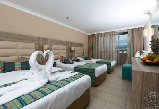 Insula Resort & Spa 5 * Alanya Turcia