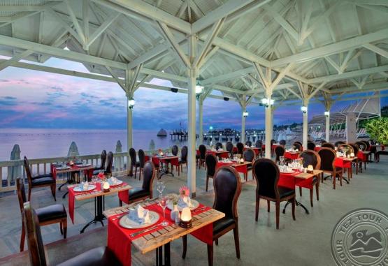 Crystal Flora Beach Resort Hv-1/5* Kemer Turcia