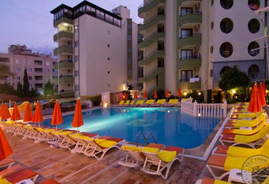 Krizantem Beach Hotel 4 * Alanya Turcia