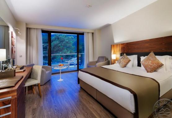 Nirvana Mediterranean Excellence 5 * Kemer Turcia