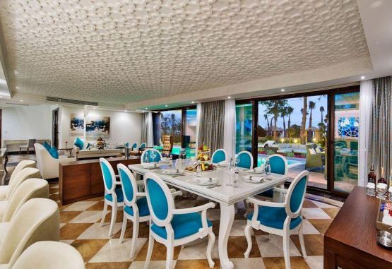 Nirvana Mediterranean Excellence 5 * Kemer Turcia