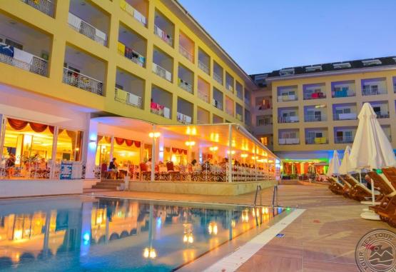 Pine House 4 *  Kemer Turcia