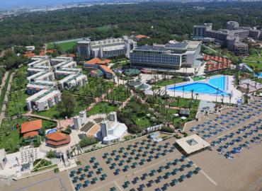 Adora Hotel & Resort 5*