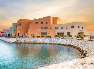 Mina Hotel and Residences 5*