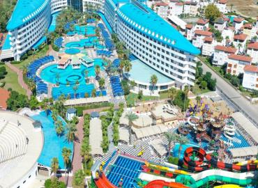 Crystal Admiral Resort Suites & Spa 5 *